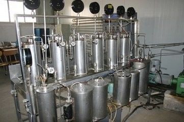 Food / Chemcial Industry Single Effect Evaporator Long Tube Vertical External Circulation